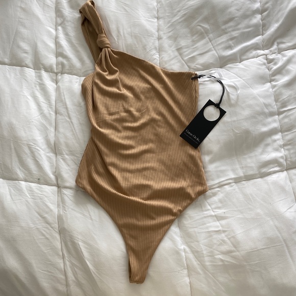 Body suit - Picture 2 of 3